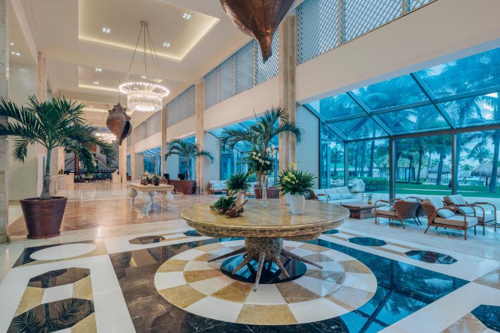 Bazén v ubytování Iberostar Selection Cancún nebo v jeho okolí