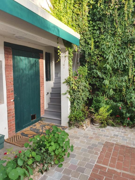Gite de la Drouette et chambre d'hôtes - Tweepersoonskamer Met Uitzicht Op De Tuin