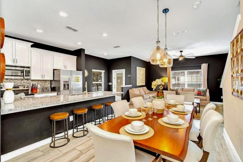 The Rose Escape, Kissimmee (updated prices 2026)