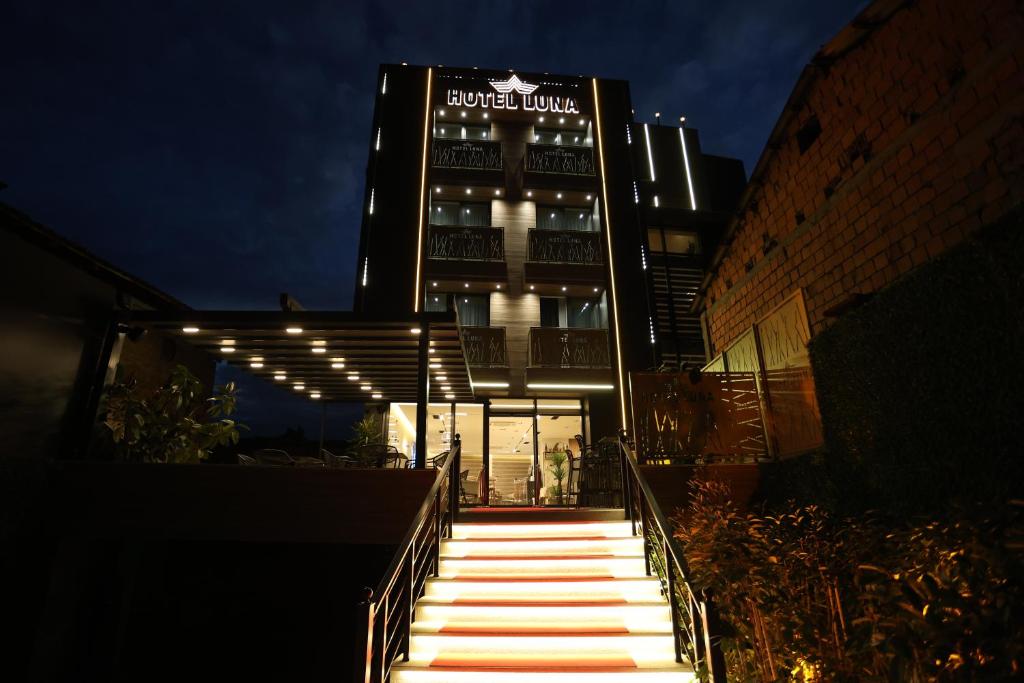 Budova, kde se hotel nachází
