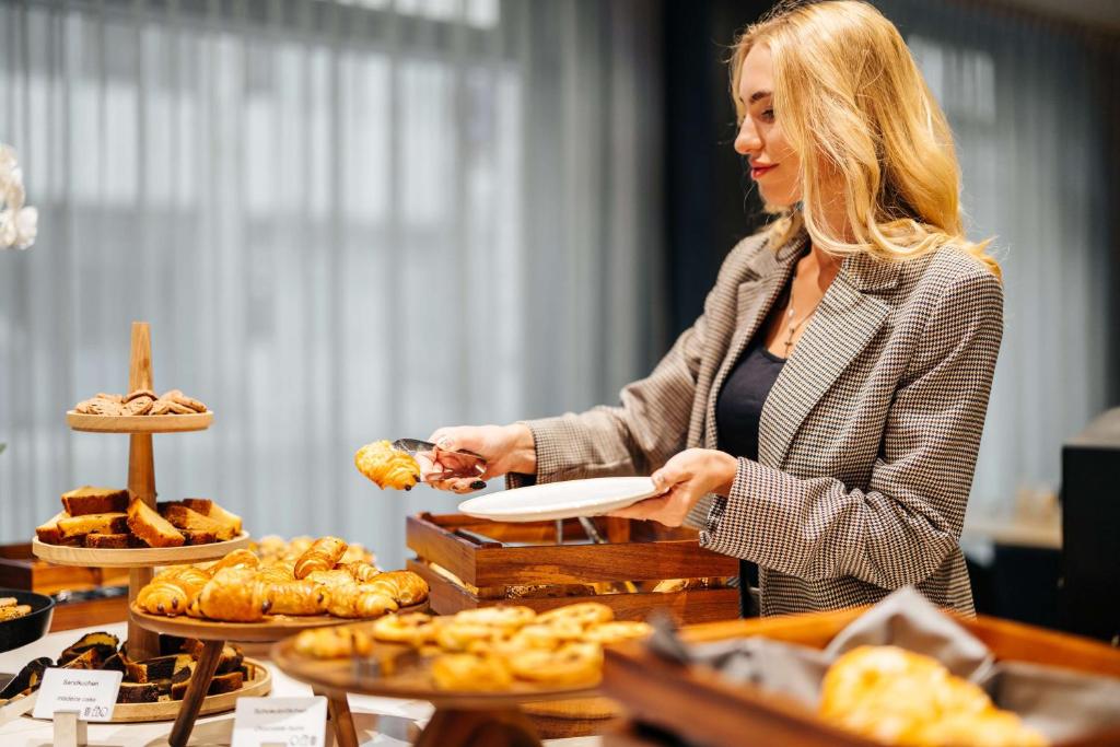 Radisson Hotel Leipzig - Resim 33