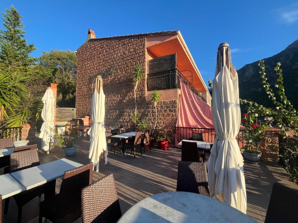 Nespecifikovaný výhled na hory nebo výhled na hory při pohledu z apartmánu