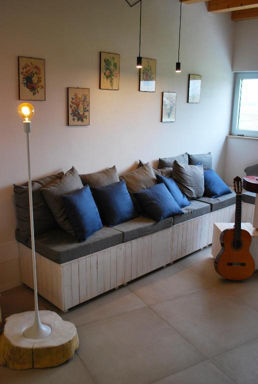 Posezení v ubytování OrtoPì Country Canapa House