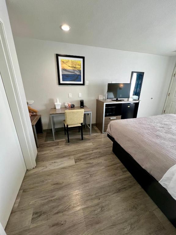 Quality Inn Tracy I-205 - King Room - Acceso A Discapacitados/no Fumar