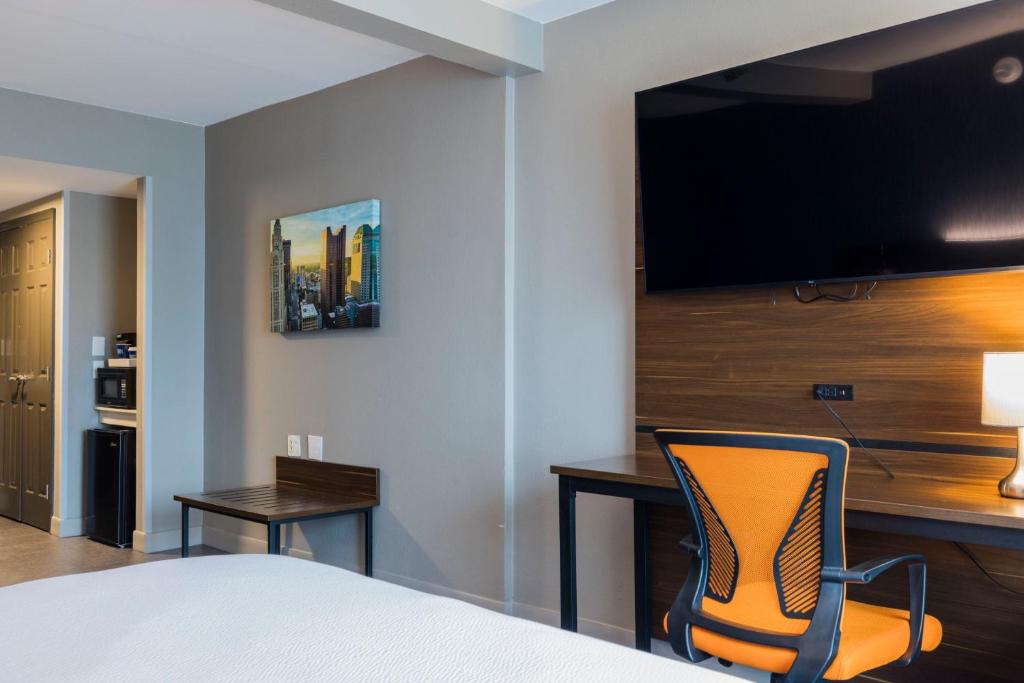 Four Points by Sheraton Columbus-Polaris photo