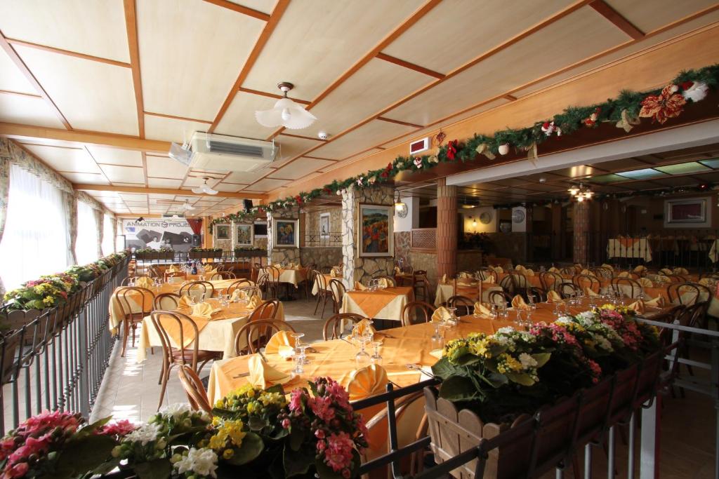 Restaurace v ubytování Hotel Bamby