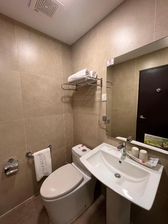 Koupelna v ubytování Ajang Hotel