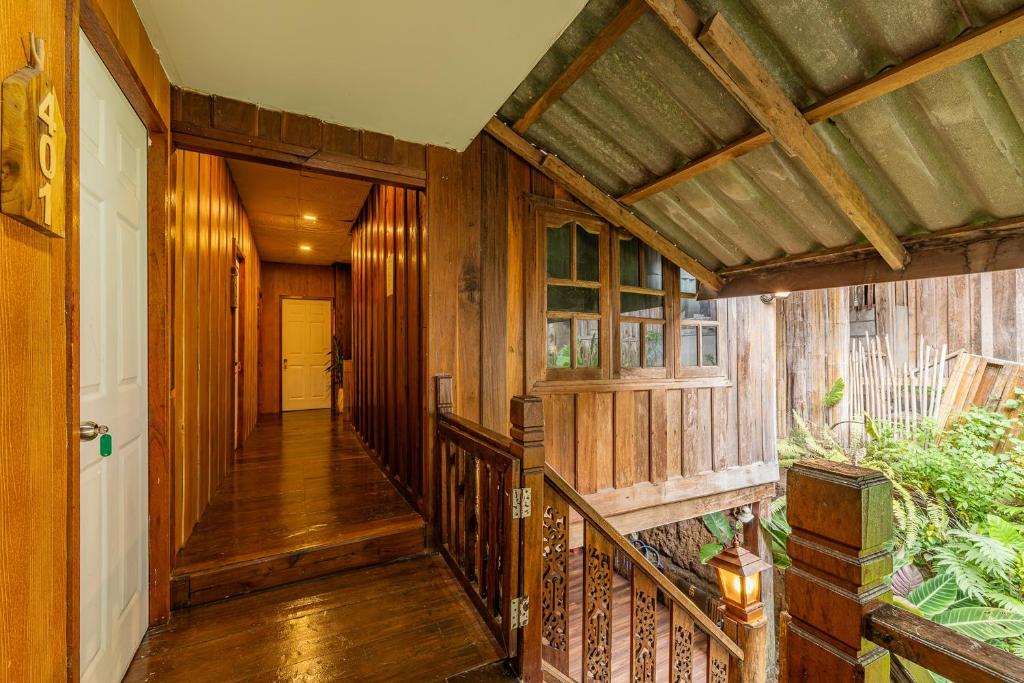 Monruamsuk Homestay Cafe and Bistro - Resim 9