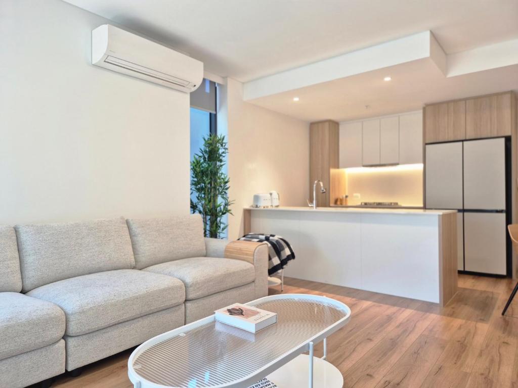 Kuchyň nebo kuchyňský kout v ubytování Modern 3 Bed apt near Lidcombe station