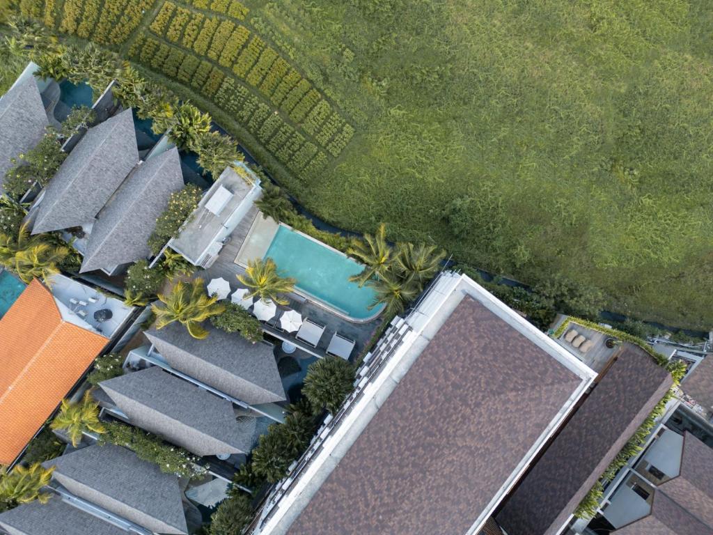 Bazén v ubytování Astera Luxury Resort & Spa Canggu by Ini Vie Hospitality nebo v jeho okolí