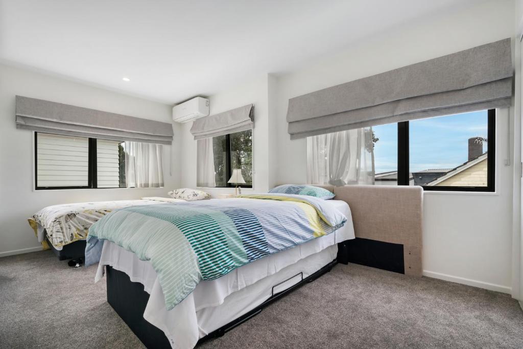 Auckland ONE Tree Hill Coby Suit - Resim 11