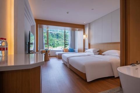 "荔波荔波官酝蔚景温德姆酒店(2025