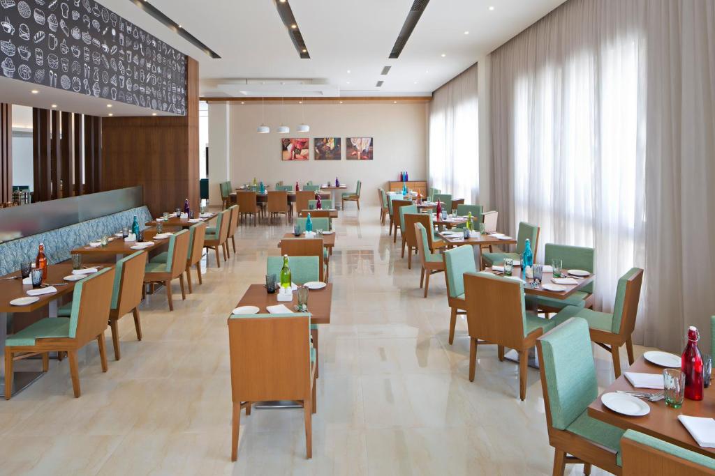 Restaurace v ubytování Fairfield by Marriott Coimbatore