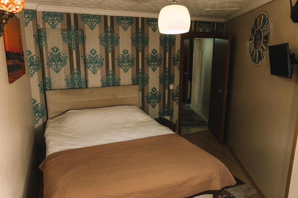 Green Life Apart Hotel - 10