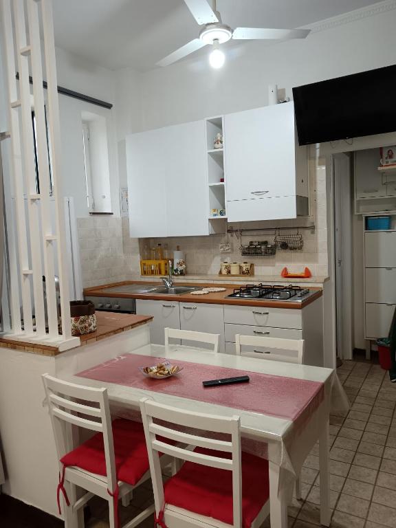 Cucina o angolo cottura di Casa Vacanze Stella Maris Vasto Marina centro