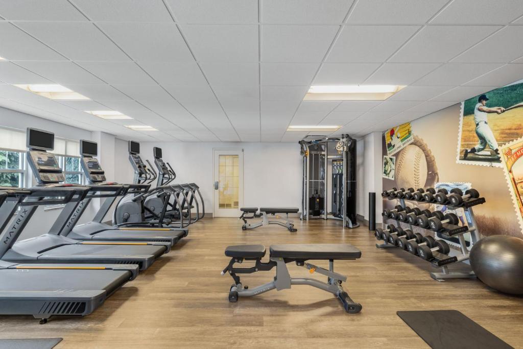 Fitness centrum a/nebo fitness zařízení v ubytování Residence Inn by Marriott Long Island Islip/Courthouse Complex