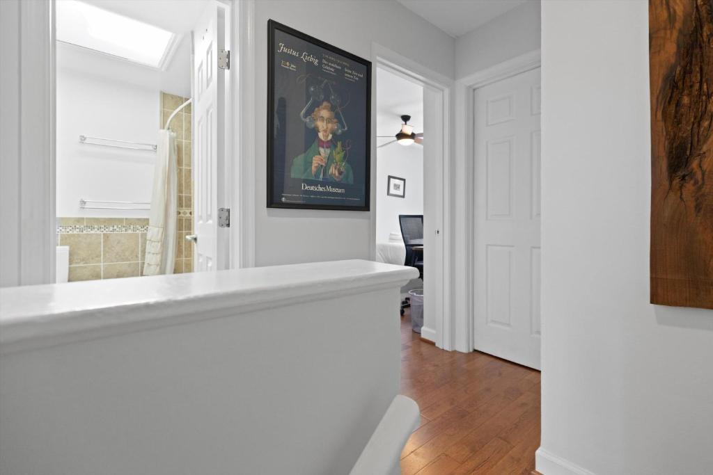 Gallery image of Entire 2-BR Townhome Mins from Del Ray & Old Town in Alexandria