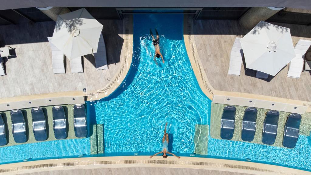 Bazén v ubytování Miraggio Thermal Spa Resort nebo v jeho okolí