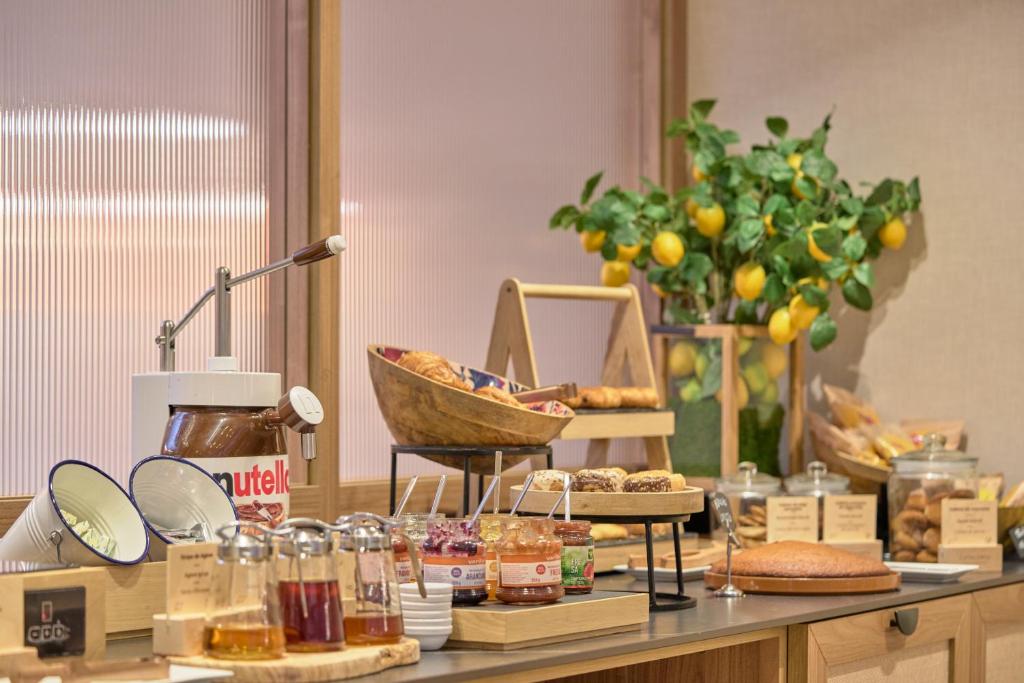 Catalonia Mikado - Resim 16