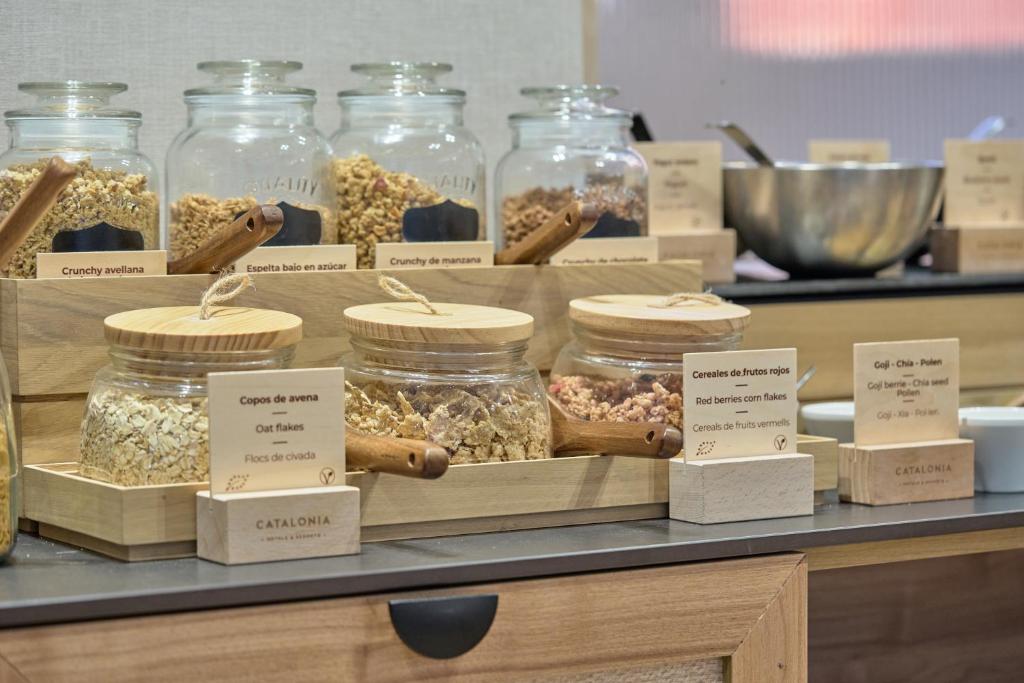 Catalonia Mikado - Resim 17