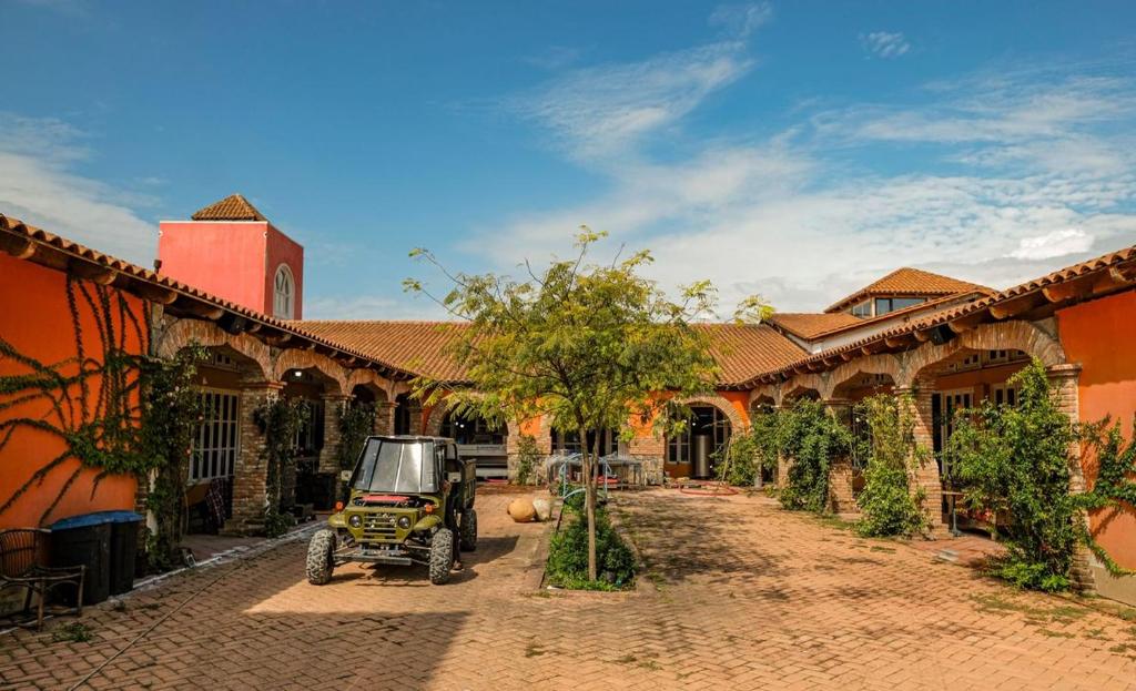 Budova, kde se hotel nachází