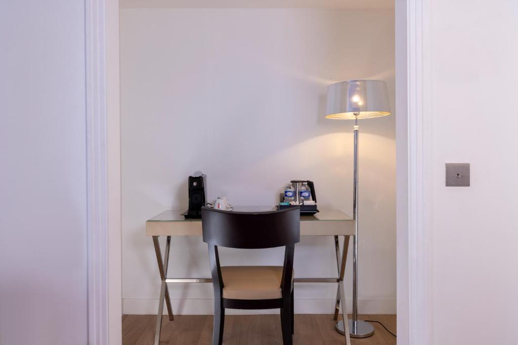 Hôtel De Castiglione - Resim 38