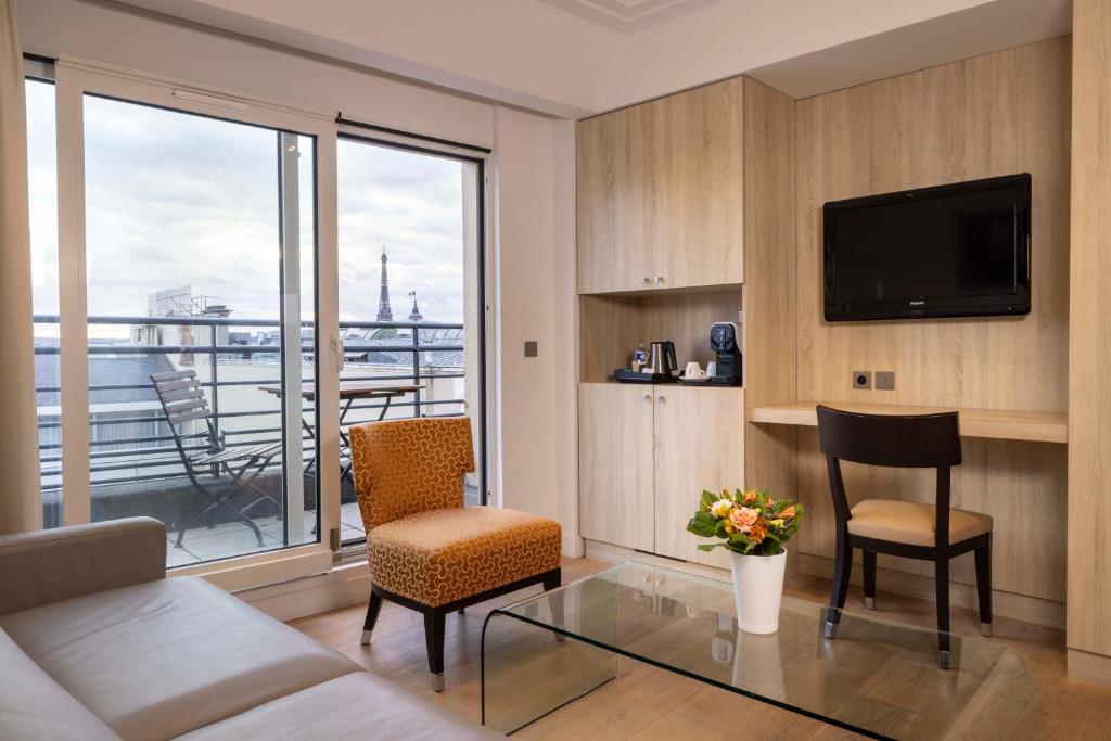 Hôtel De Castiglione - Resim 40