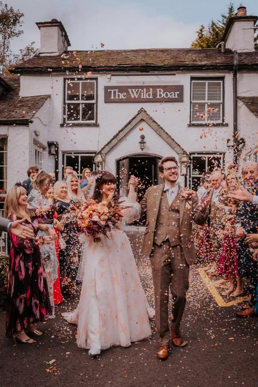 Wild Boar Estate - Resim 6