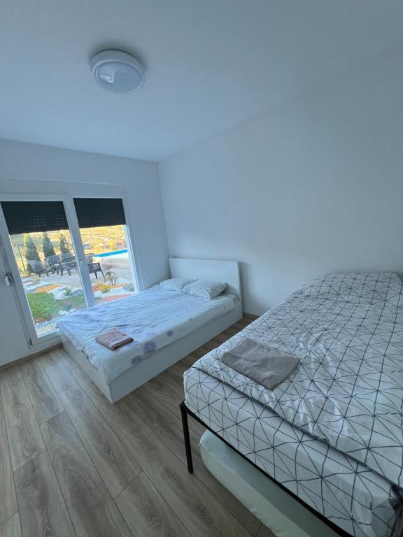 Postel nebo postele na pokoji v ubytování Pine Serenity Villa