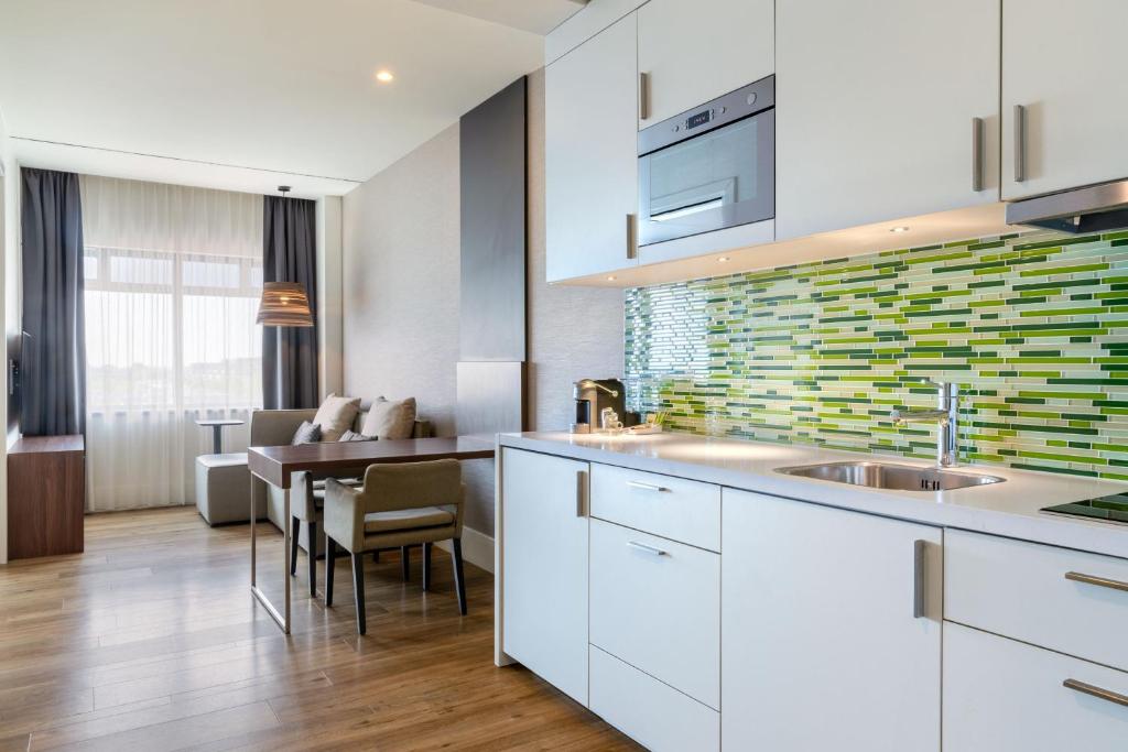 Element Amsterdam - Resim 13