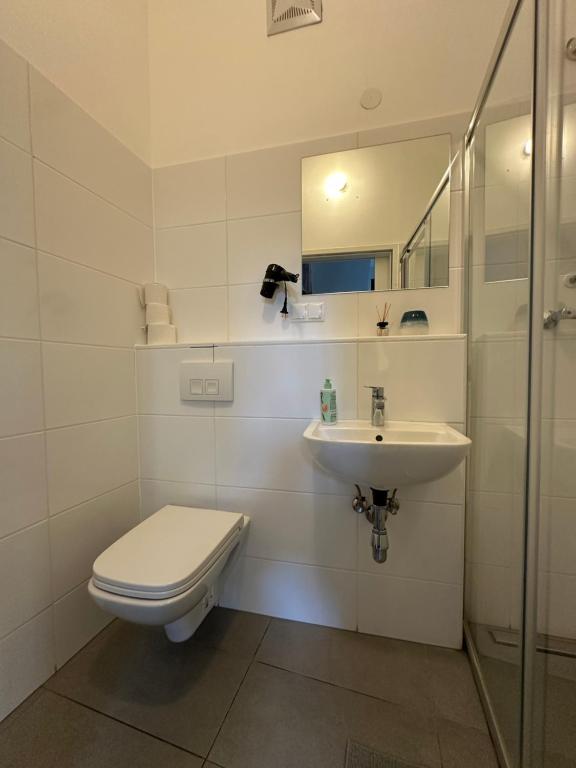 Koupelna v ubytování HousingPlus