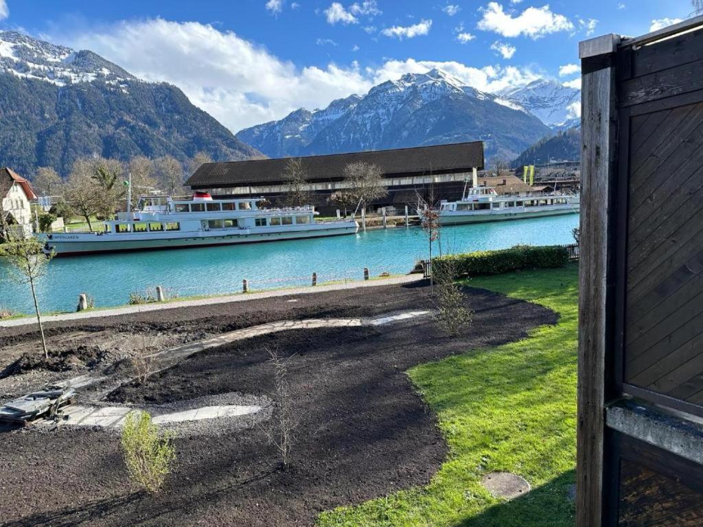 Studio 104 - Riverside - Resim 12