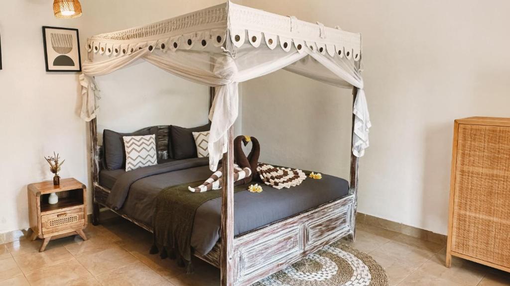 Adi's Bungalows Pool Area