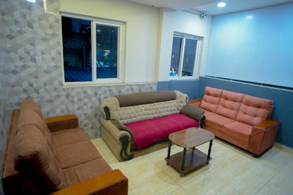Posezení v ubytování HOTEL RAAJ GRAND