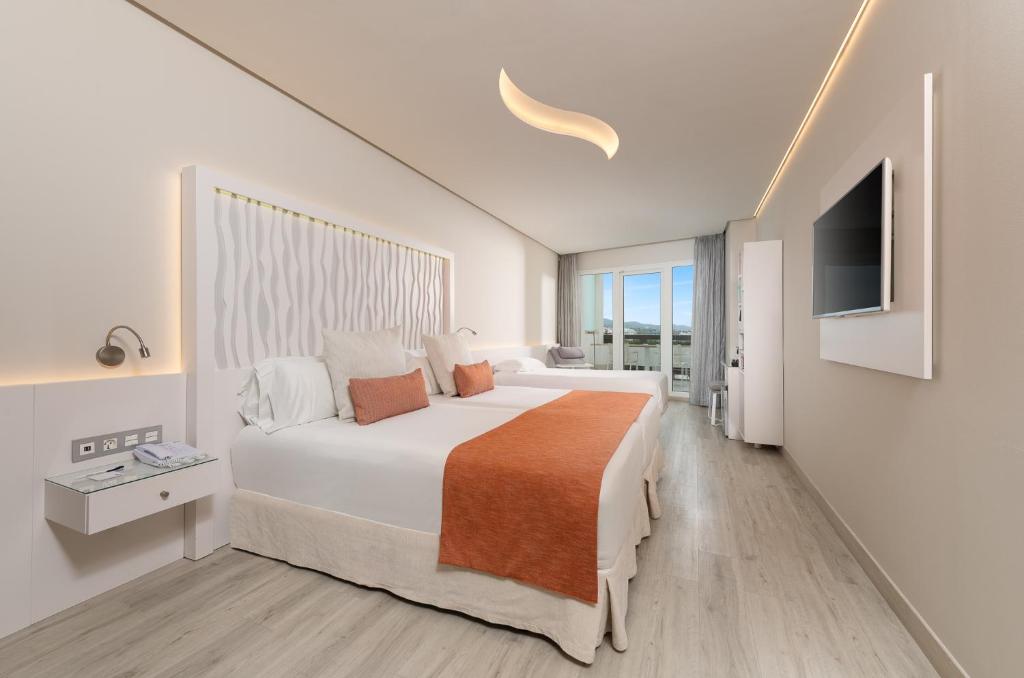 Amàre Beach Hotel Marbella - Adults Only Recommended - 