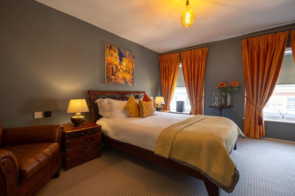 38 St Giles - 