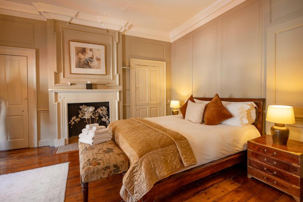 38 St Giles - 