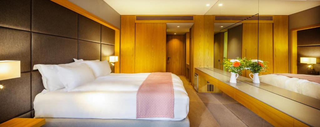 Mount Athos Resort - 18