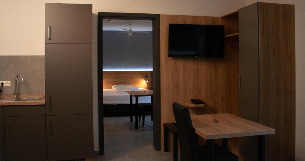 Kuchyň nebo kuchyňský kout v ubytování Hotel Good Night