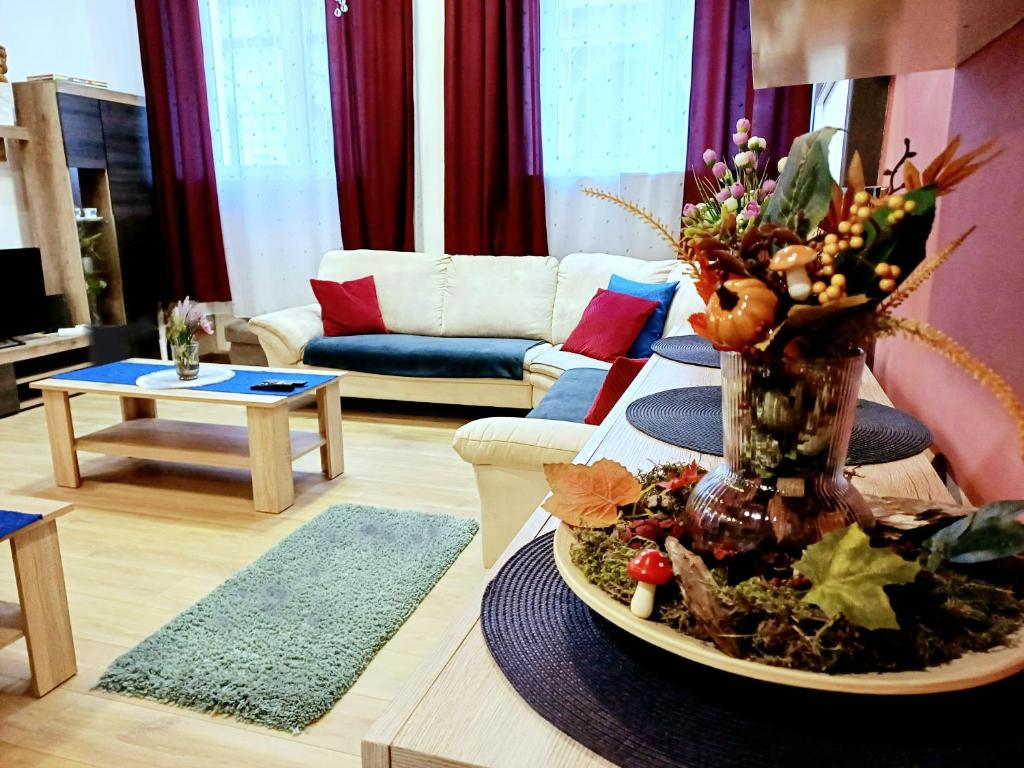 Posedenie v ubytovaní Downtown Acacia str Apartment