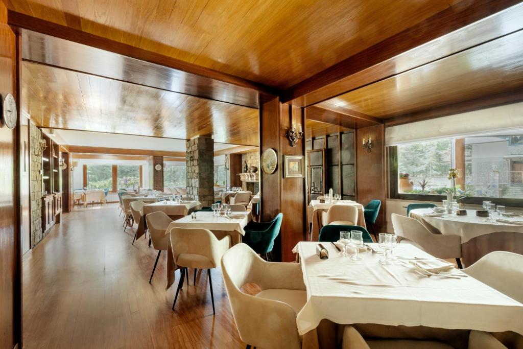 Restaurace v ubytování Hotel Corona & Spa