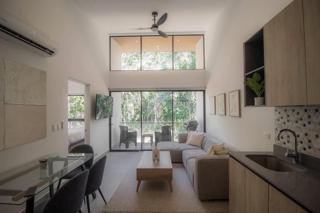 Imagen de la galería de Beach Access Condo in Blue Zone, en San Vicente