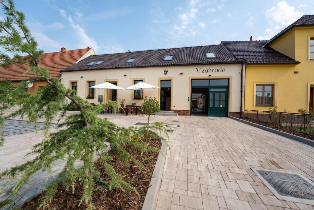 Apartmány V zahradě