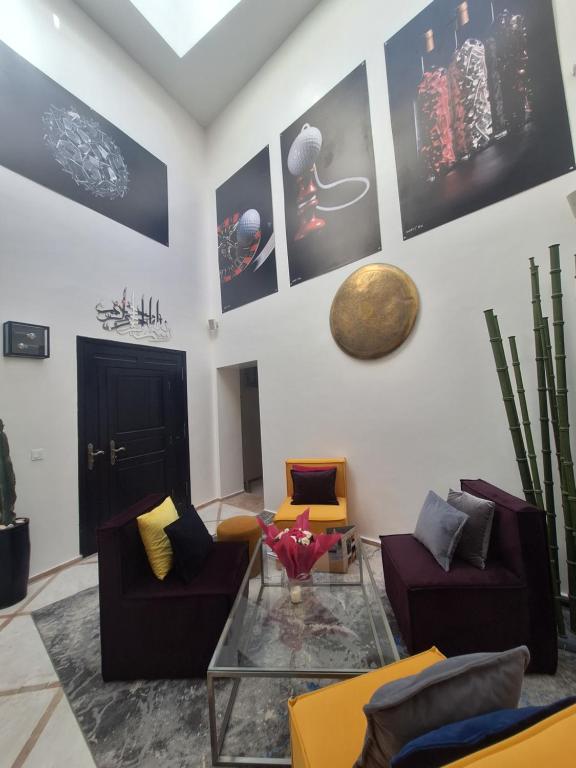 Posezení v ubytování Riad Dar Augusta