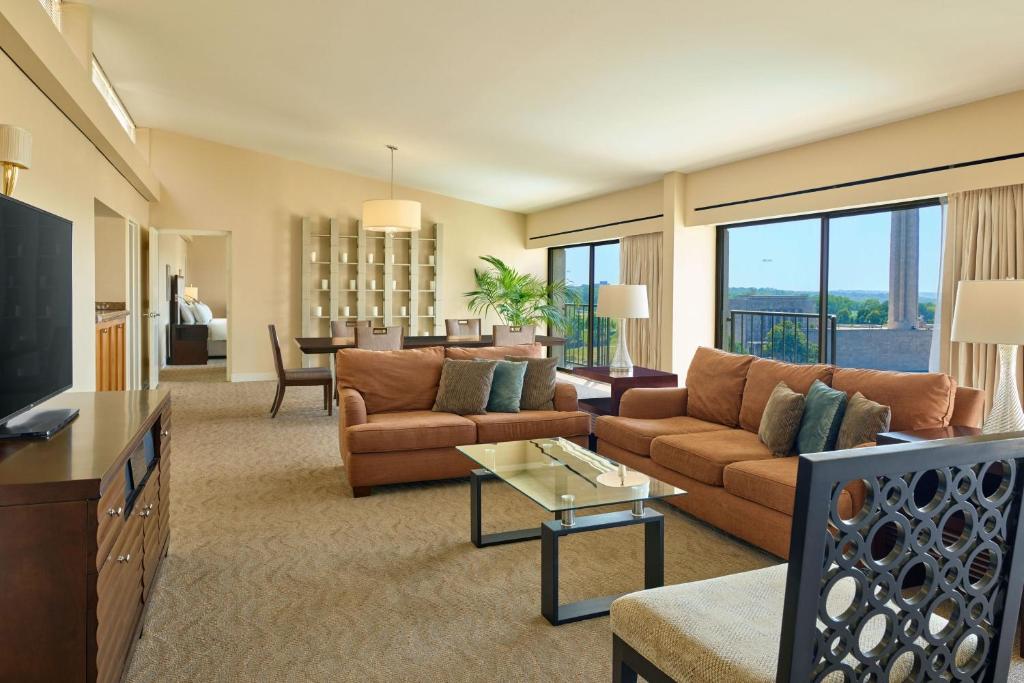 The Westin Kansas City at Crown Center - 