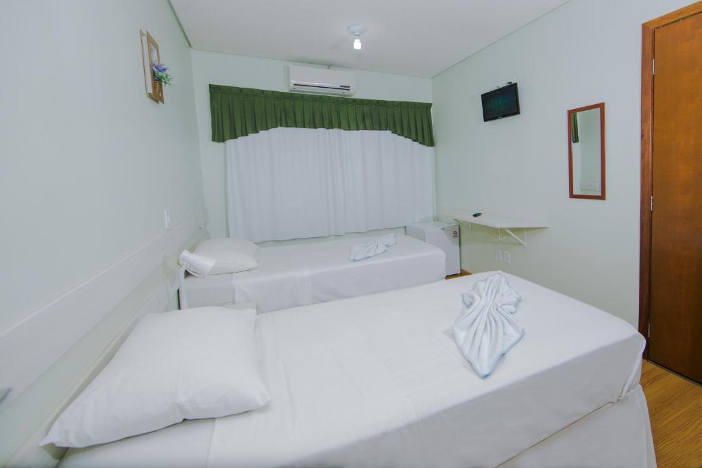  Hotel e Pousada Caroline