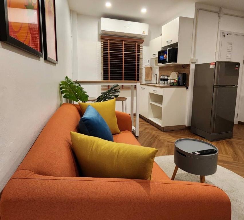 A cozinha ou cozinha compacta de Sleep Walker Poshtel