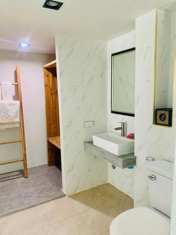 Andaman Beach Resort by Zodiac - 3