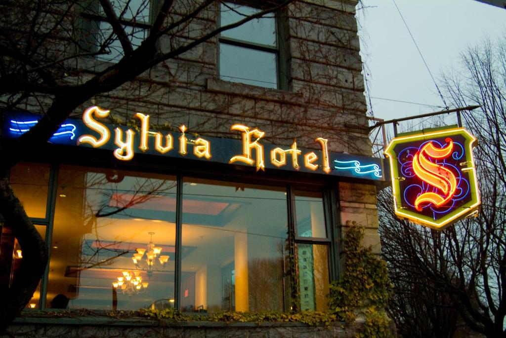 Certifikát, hodnocení, plakát nebo jiný dokument vystavený v ubytování The Sylvia Hotel
