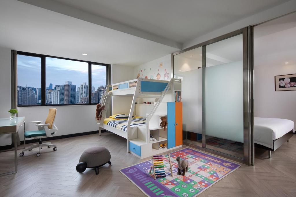 Dětský klub v ubytování Holiday Inn Shanghai Vista by IHG - Easy access to travel spot city walk